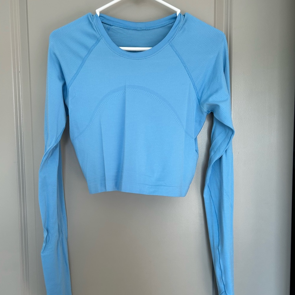 Lululemon Aero Blue long sleeve crop swiftly
